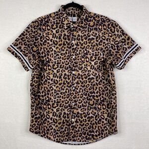 Mavrans Shirt Mens Size Medium Leopard Game Weekend Short Sleeve Button Up